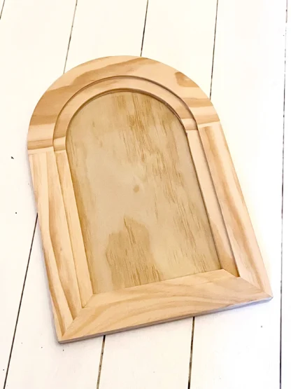 NEU IOD Arched Wood Gallery